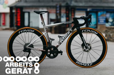 S-Works Tarmac SL8 in Liquid Metal: Arbeitsgerät für Evenepoel im Terminator-Look