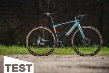 Gravel Bike Test Gravelbikes 2024 im Test auf Rennrad News