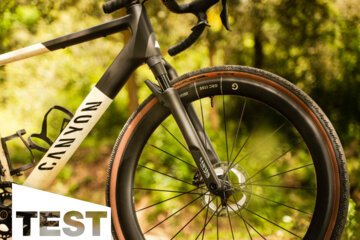 Canyon Grail RIFT mit DT Swiss F 132 One Test: Gravel Federgabel neu gedacht