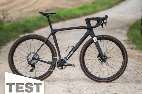 Trek Checkmate SLR 7 AXS Test: Gelungener Gravel-Schachzug