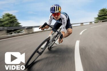 Mit Pidcock im Cockpit: 100 km/h Mega-Abfahrt mit Tom Pidcock